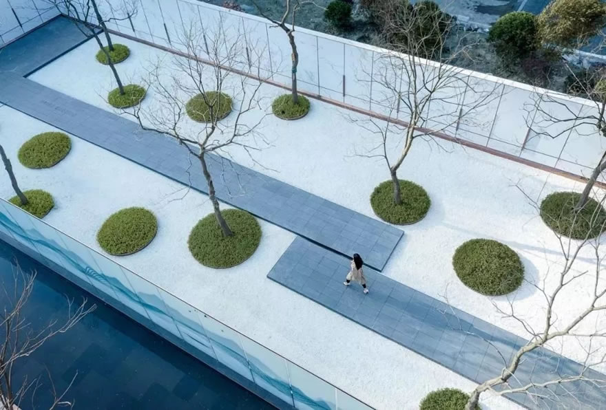 640.webp (12).jpg 640.webp (12).jpg