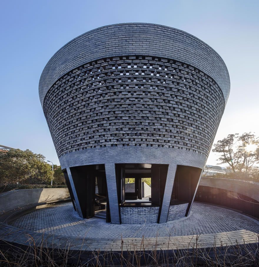 图16 天象亭外貌  exterior view of  the Planetarium Pavilion.jpg