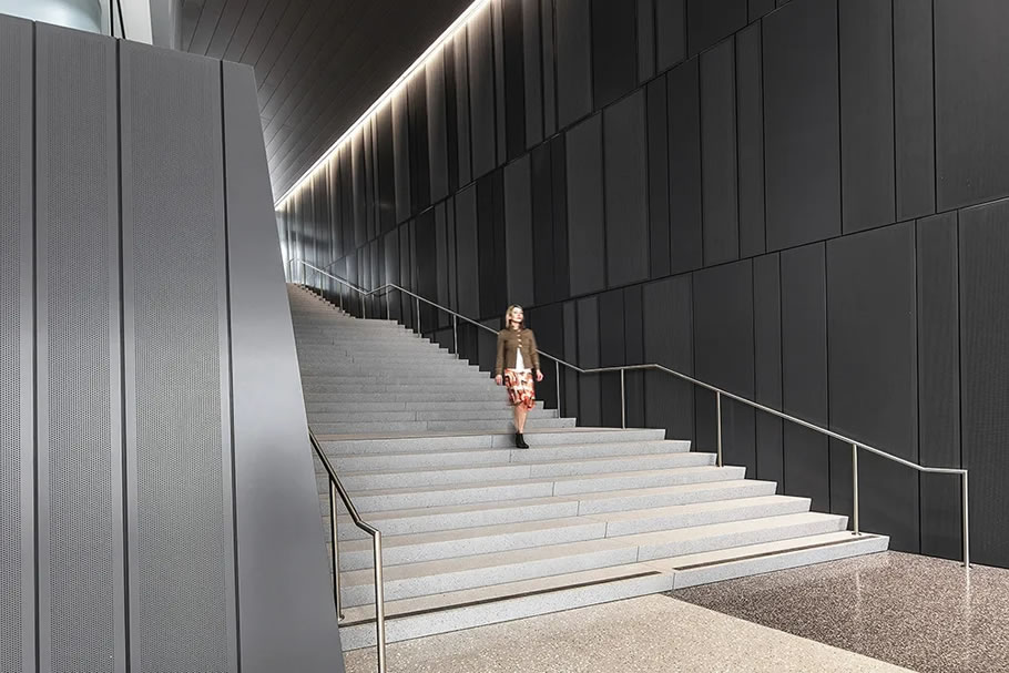 医疗器械界大牛Intuitive Surgical桑尼维尔办公园区设计 | RMW architecture & interiors - 景观网