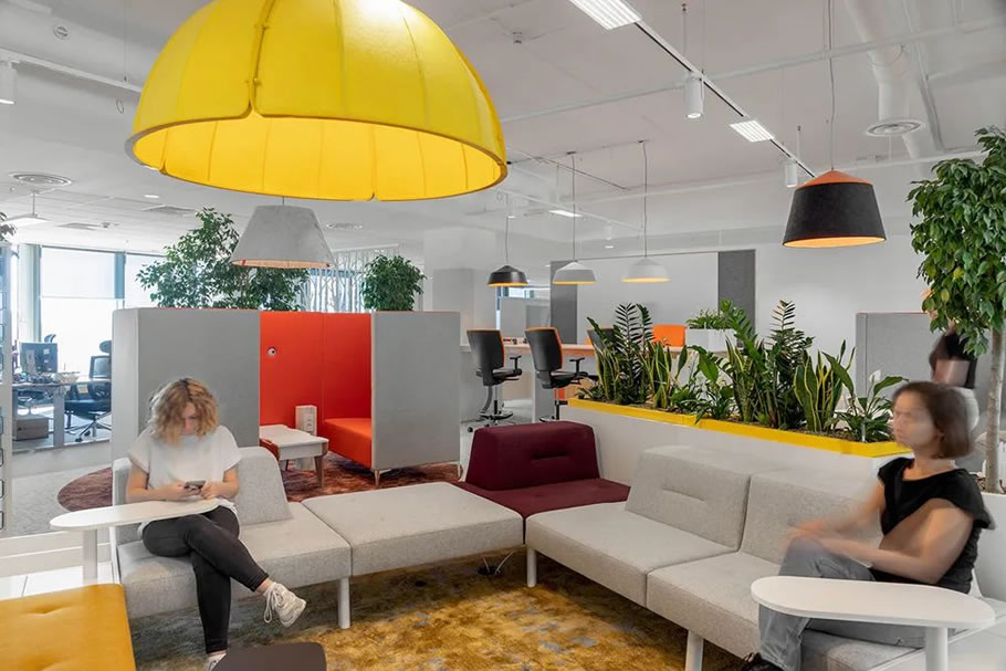 幸福感爆棚的荷兰ING罗马尼亚银行总部办公设计 | Ama Design - 景观网