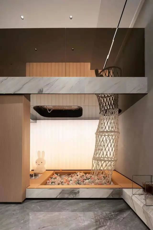 640 (24).jpg