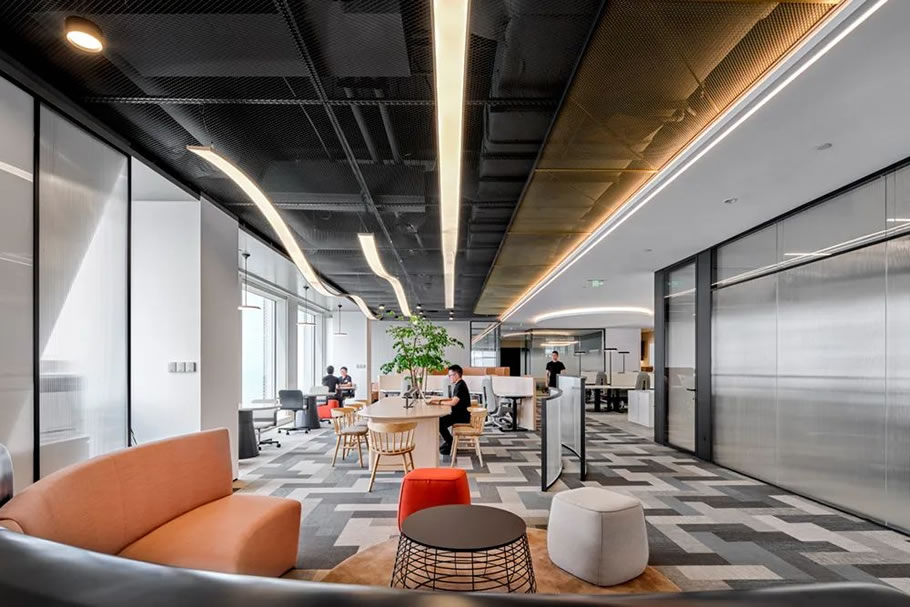 正轩投资深圳办公设计 | RobartsSpaces - 景观网