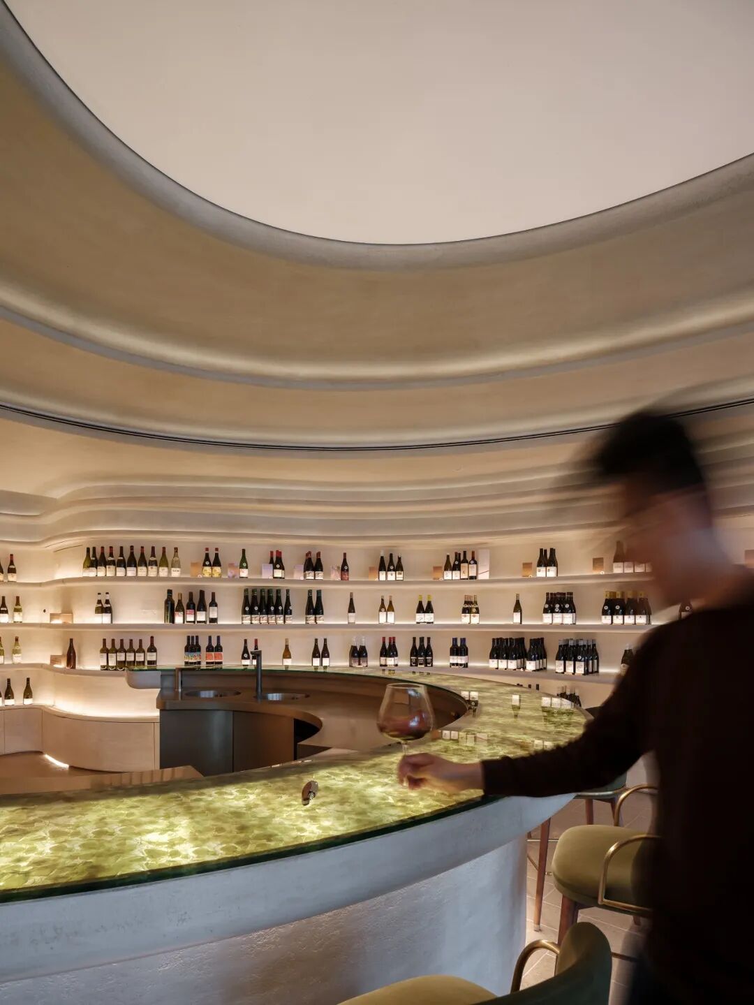 The Fine Wine Experience 上海首店 | HATCH ARCHINA 项目
