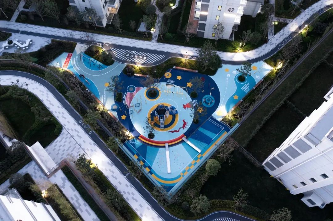昆明中海云麓九里·云樾台 | 新西林景观设计 ARCHINA 项目
