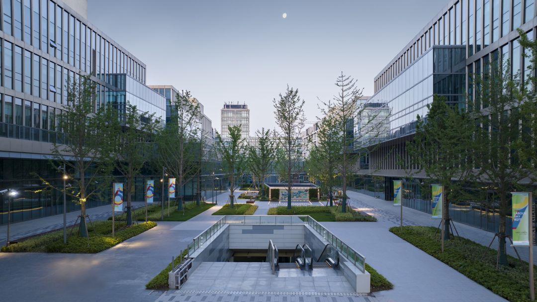 上海·港城国贸中心 | 罗朗景观 ARCHINA 项目