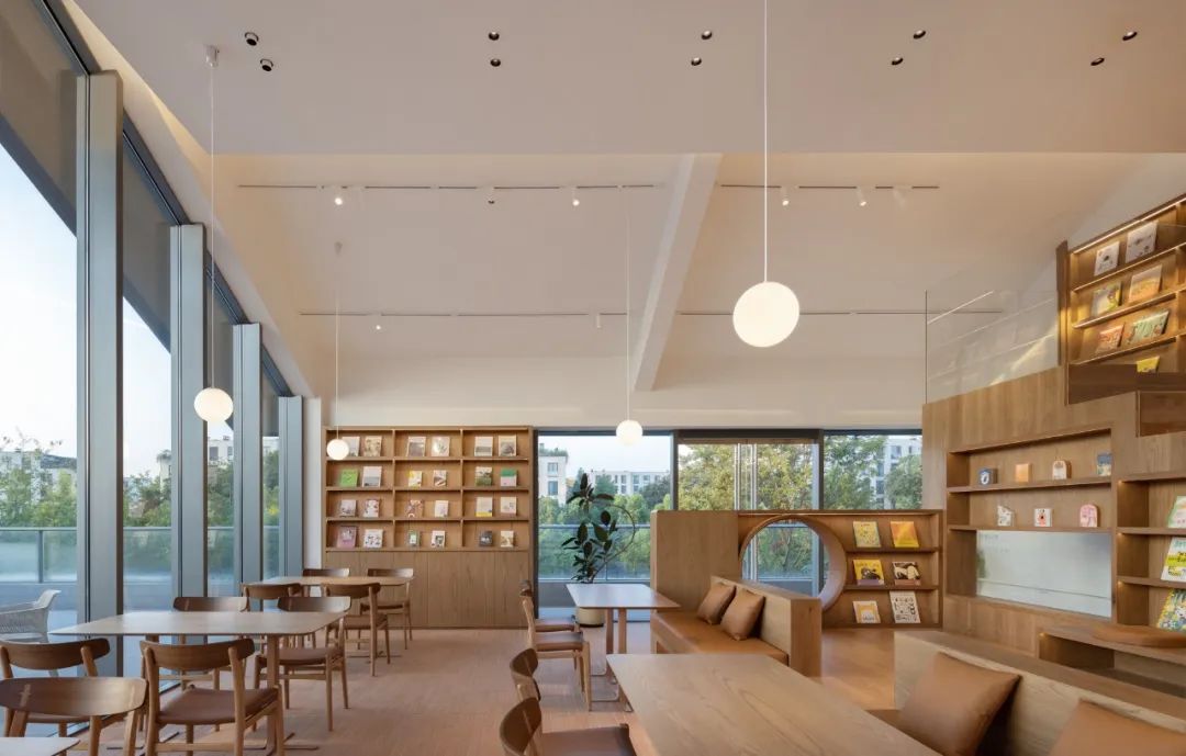 杭州papa+ 创意料理餐厅 | 杭州观堂室内设计有限公司 ARCHINA 项目