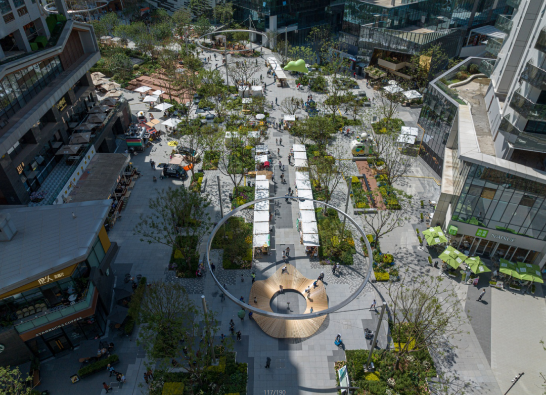 成都万华 · 麓坊中心B馆 · 麓坊街景观设计丨致澜景观 ARCHINA 项目