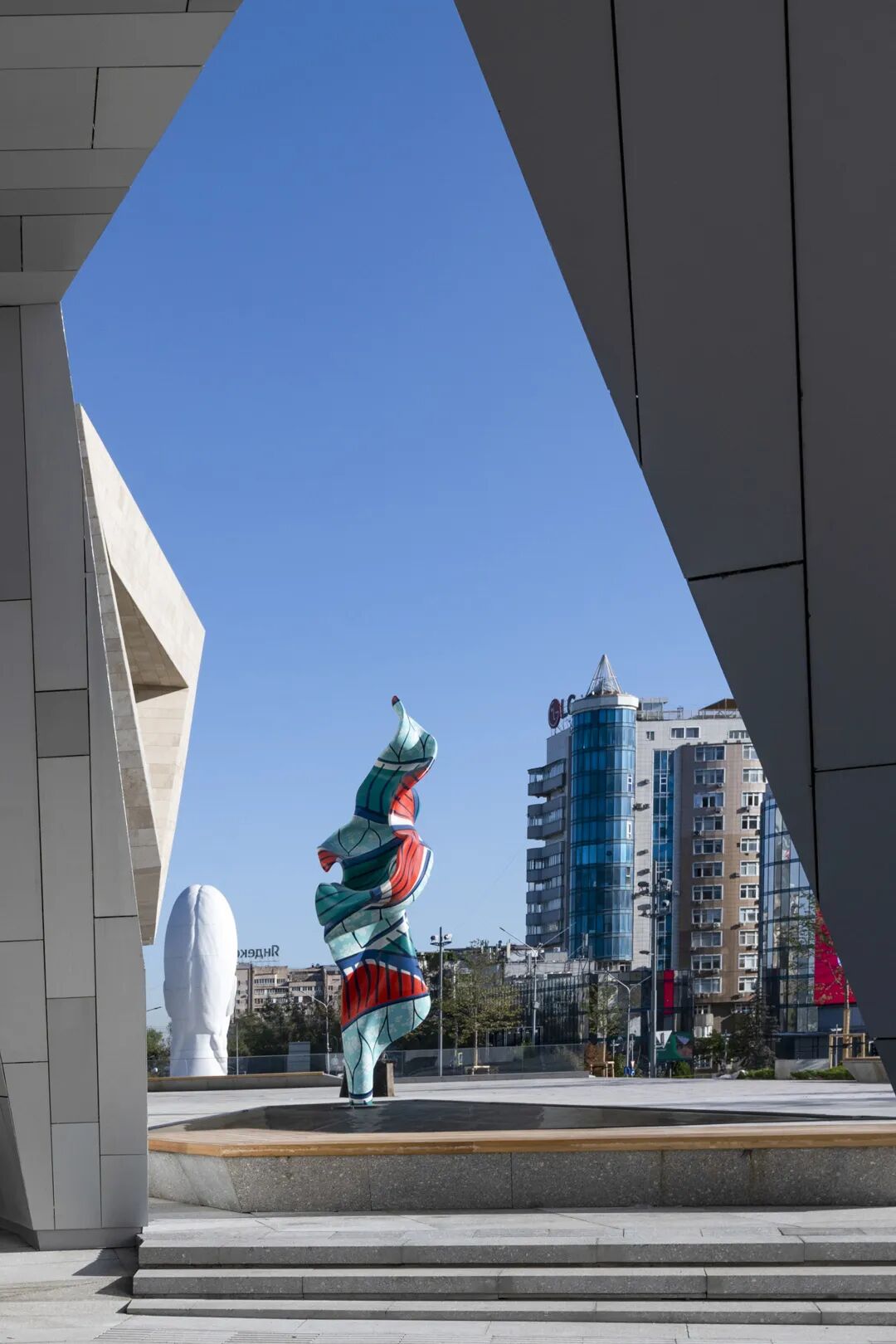 NARODIZKIY-9182 CT-Edit-2 拷贝.jpg