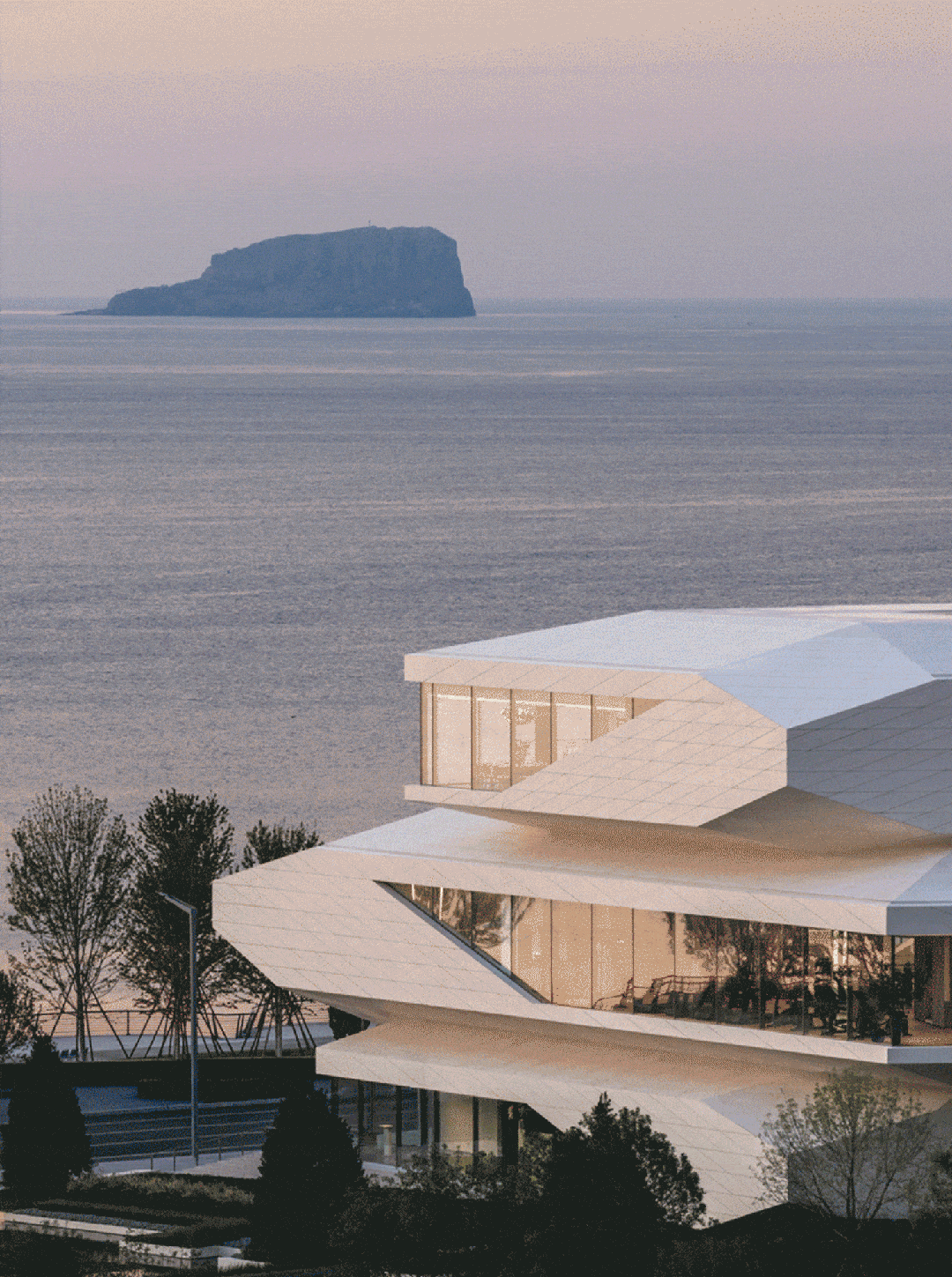 01-摄影：陈曦工作室 (1).gif